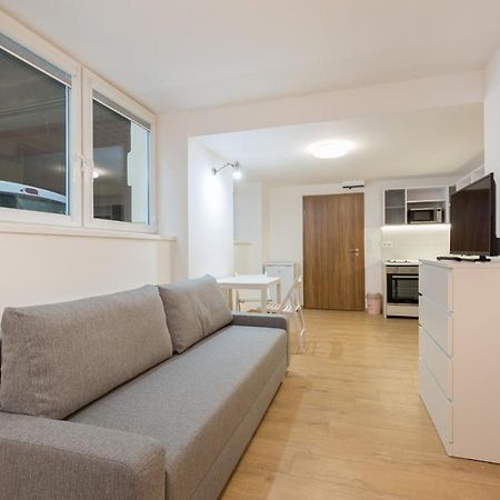 Minimalist Styled Tiny Ap @New York Cafe Apartment Budapest Bagian luar foto