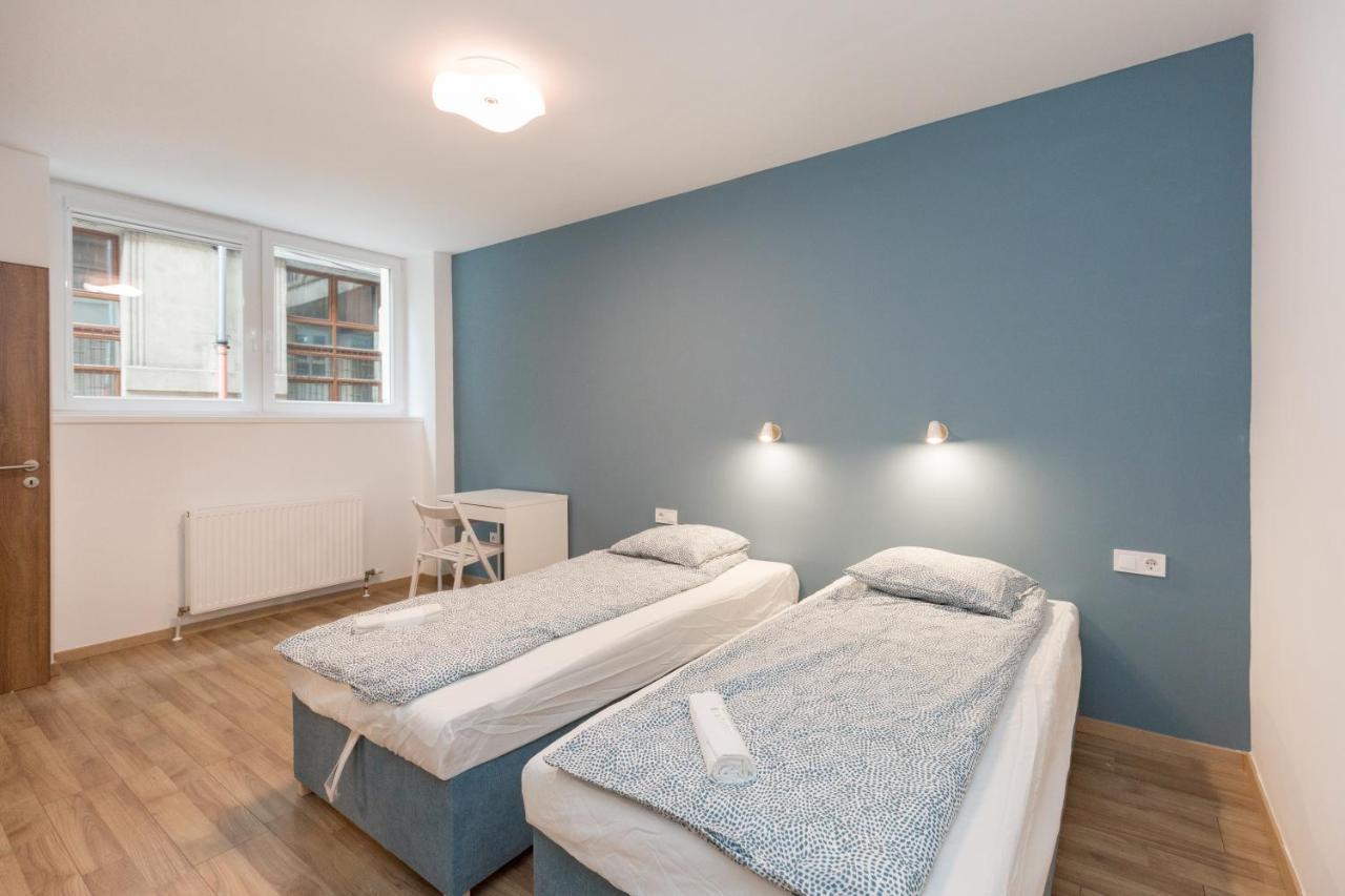 Minimalist Styled Tiny Ap @New York Cafe Apartment Budapest Bagian luar foto