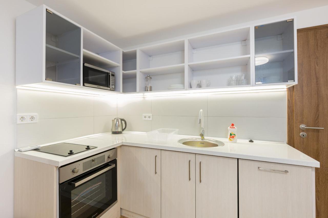 Minimalist Styled Tiny Ap @New York Cafe Apartment Budapest Bagian luar foto